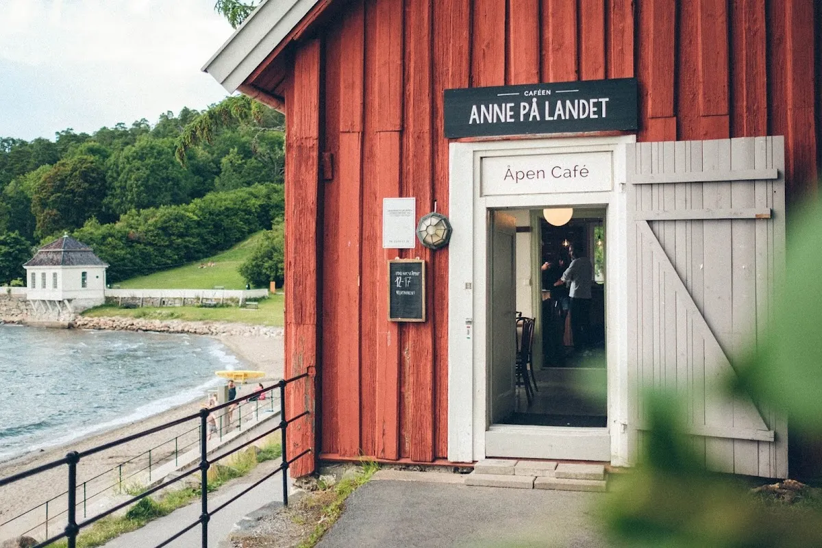 BookNoFees: Cafetería – Anne på landet – Oslo – Anne på landet, foto 1