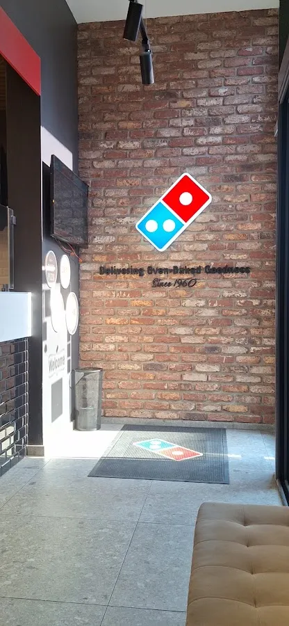 BookNoFees: Bar de tapas – Domino's – Zagreb – Domino's, foto 2