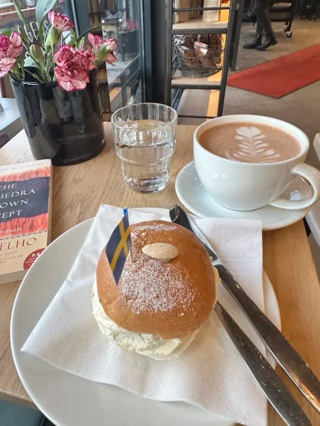 BookNoFees: Cafetería – Baker Hansen – Oslo – Baker Hansen, foto 3