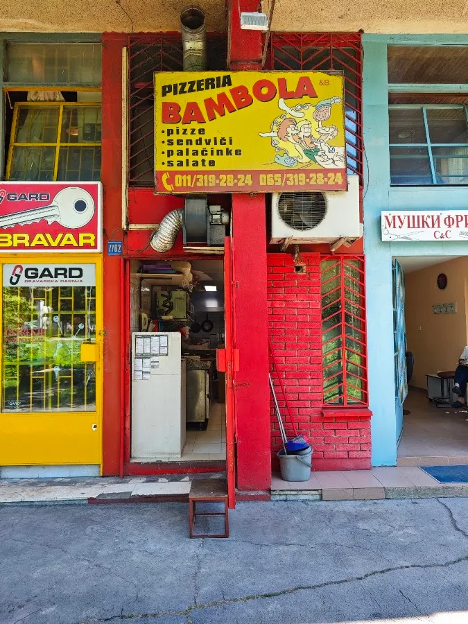 BookNoFees: Bar de tapas – Bambola – Belgrade – Los colores, foto 1