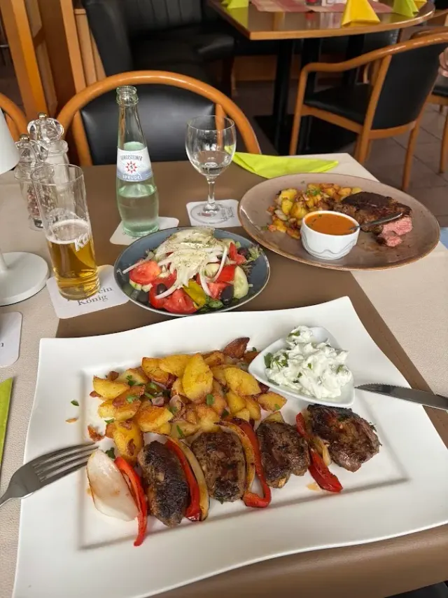 BookNoFees: Restaurante – Ouzo No. 12 - Restaurant im TechnoPark – Schwerte – Ouzo No. 12 - Restaurante en TechnoPark, foto 2