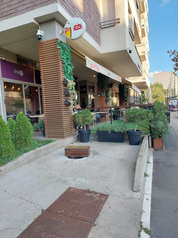 BookNoFees: Cafetería – Caffe Selfie – Belgrade – Caffe Selfie, foto 1