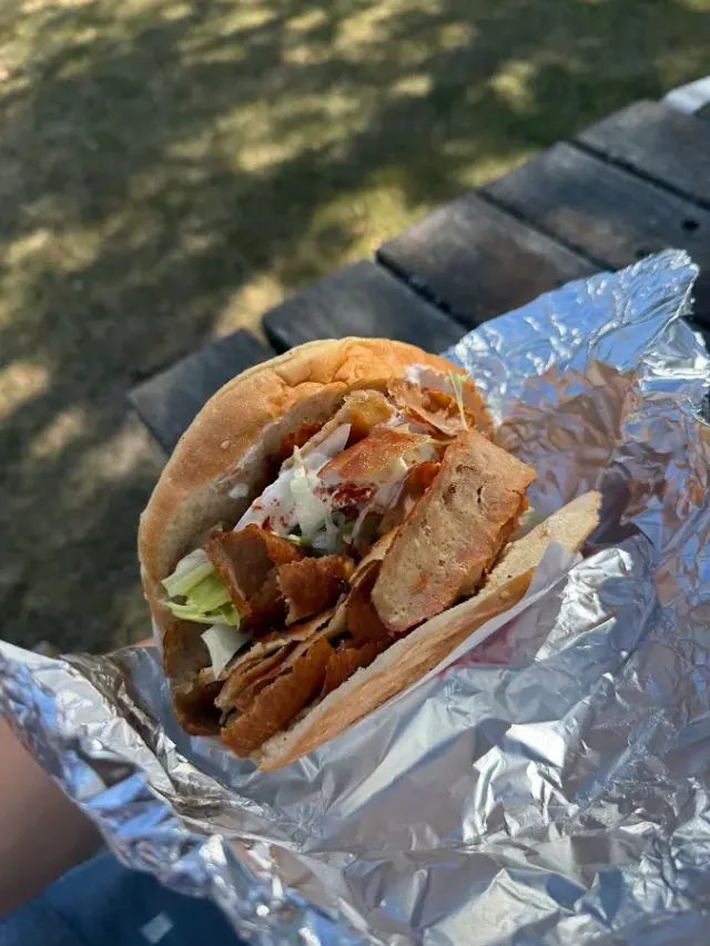 BookNoFees: Restaurante – Imbiss Aue – Bad Berleburg – Comida rápida Aue, foto 3