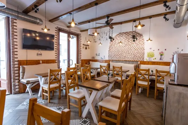 BookNoFees: The Farmhouse, Bratislava