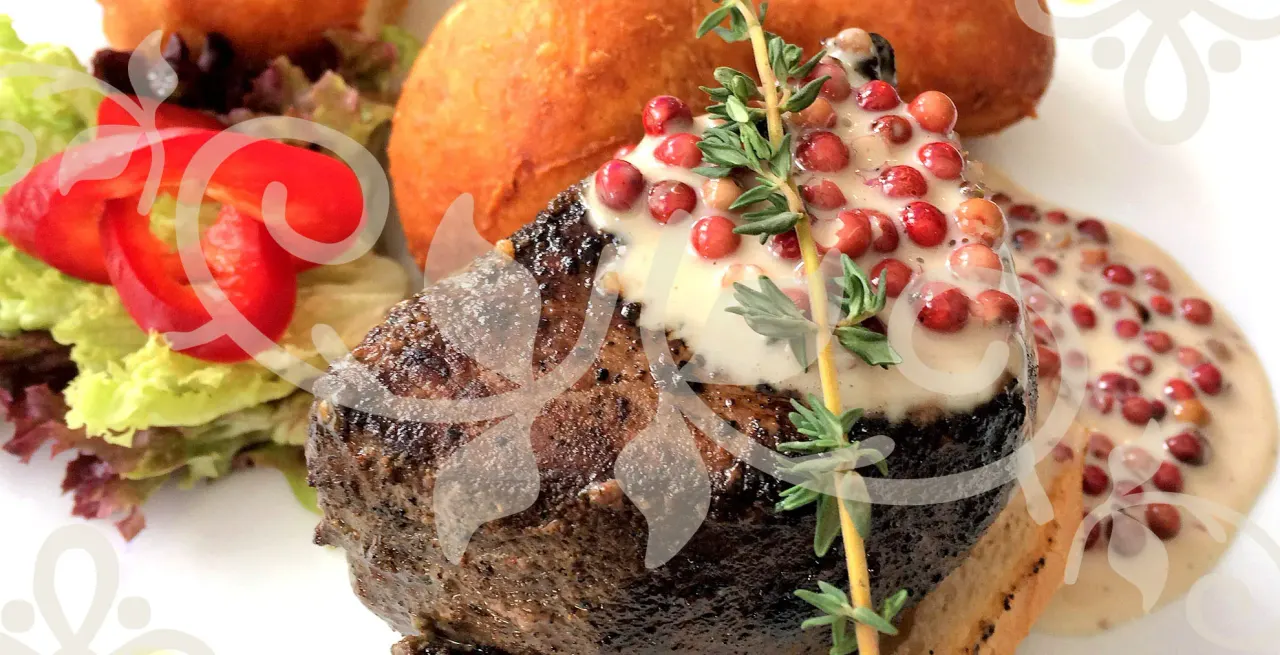 BookNoFees: Restaurante – Ínyenc Kert – Budapest – Jardín gourmet, foto 1