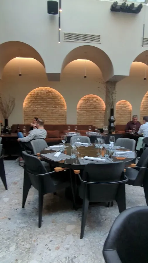 BookNoFees: Restaurante – Maredo grill – Zagreb – Parrilla Maredo, foto 3