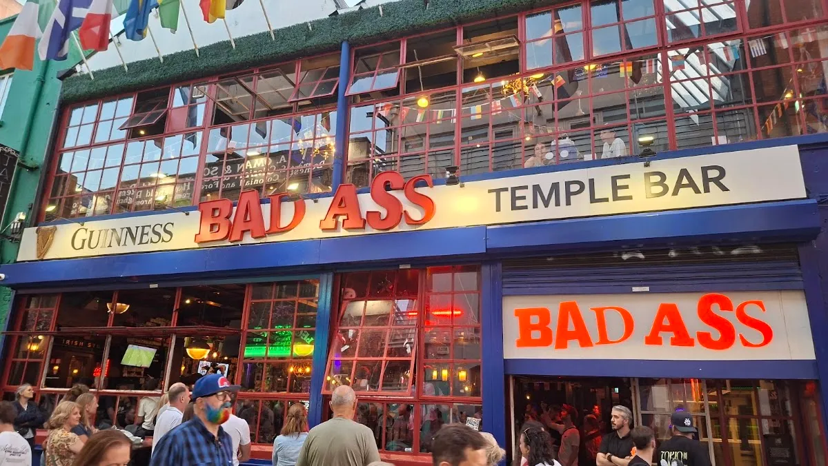 BookNoFees: Restaurante – Bad Ass Cafe – Dublin – Bad Ass Café, foto 1