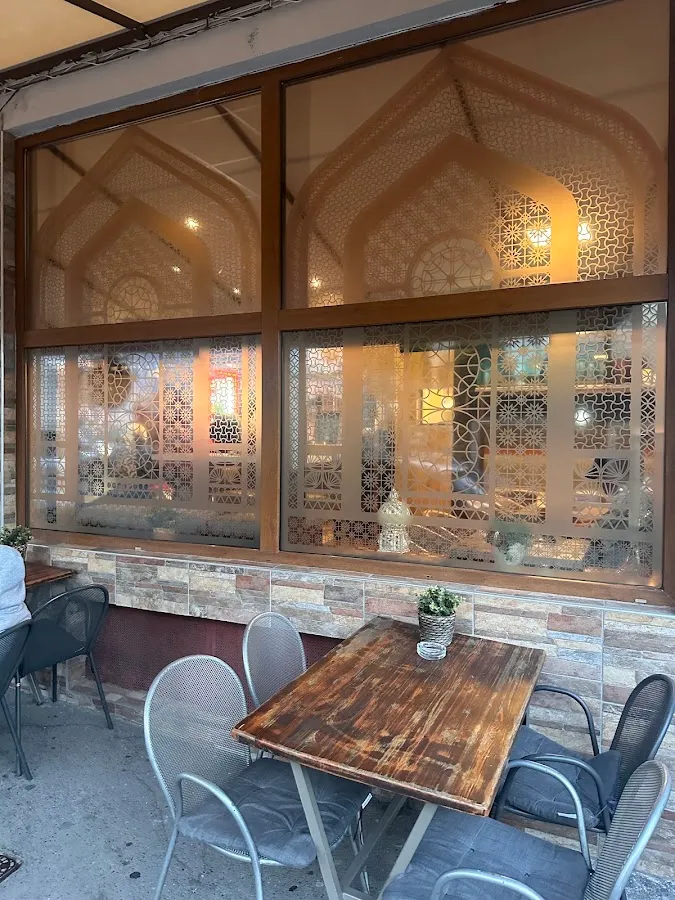 BookNoFees: Restaurante – Jasmin Al Shaam – Bratislava – Jazmín de Siria, foto 1