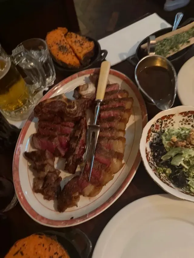 BookNoFees: Restaurante – Blacklock City – London – Ciudad de Blacklock, foto 2