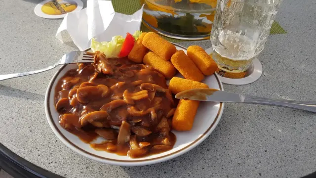 BookNoFees: Restaurante – Bei Steggers! – Marsberg – ¡En Steggers!, foto 3