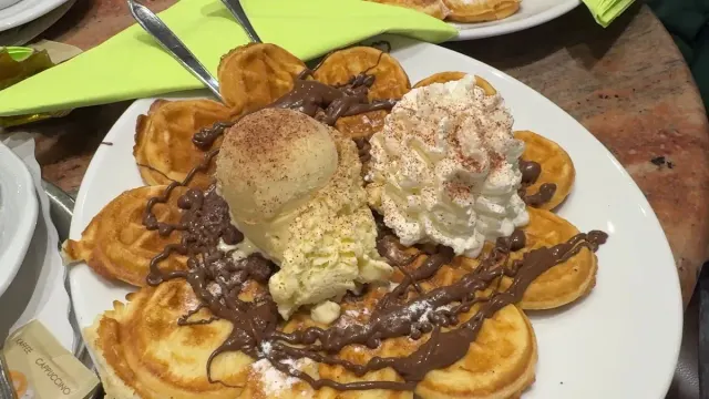 BookNoFees: Restaurante – Eiscafe San Remo – Lünen – Eiscafe San Remo, foto 3