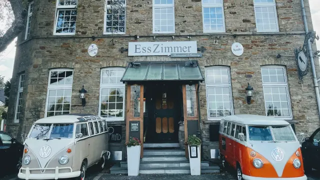 BookNoFees: EssZimmer, Hattingen