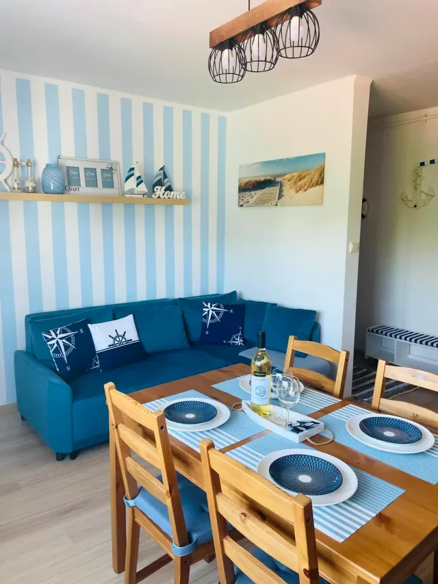BookNoFees: Departamento frente al mar con estilo marítimo en el piso de planta baja – Jarosławiec
