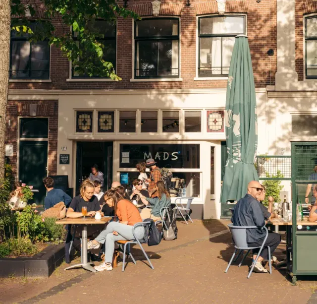 BookNoFees: Cafetería – Mads – Amsterdam – Mads, foto 2