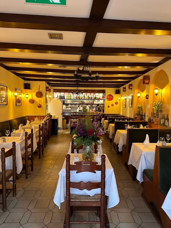 BookNoFees: Restaurante – De Amicis – London – Acerca de los amigos, foto 1