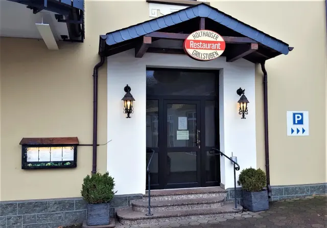BookNoFees: Holthauser Grillstuben, Plettenberg