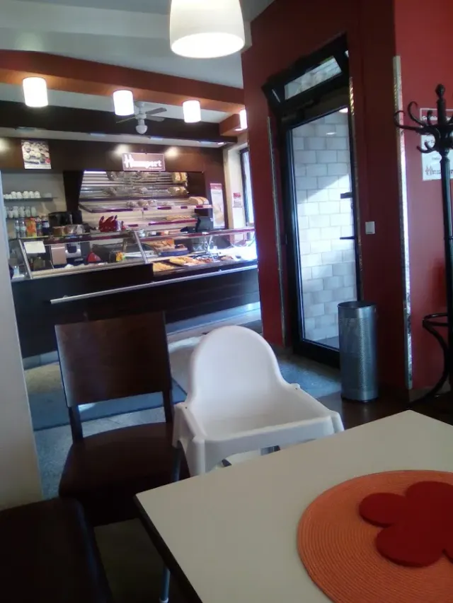 BookNoFees: Restaurante – Bäckerei Humpert – Wickede – Panadería Humpert, foto 3