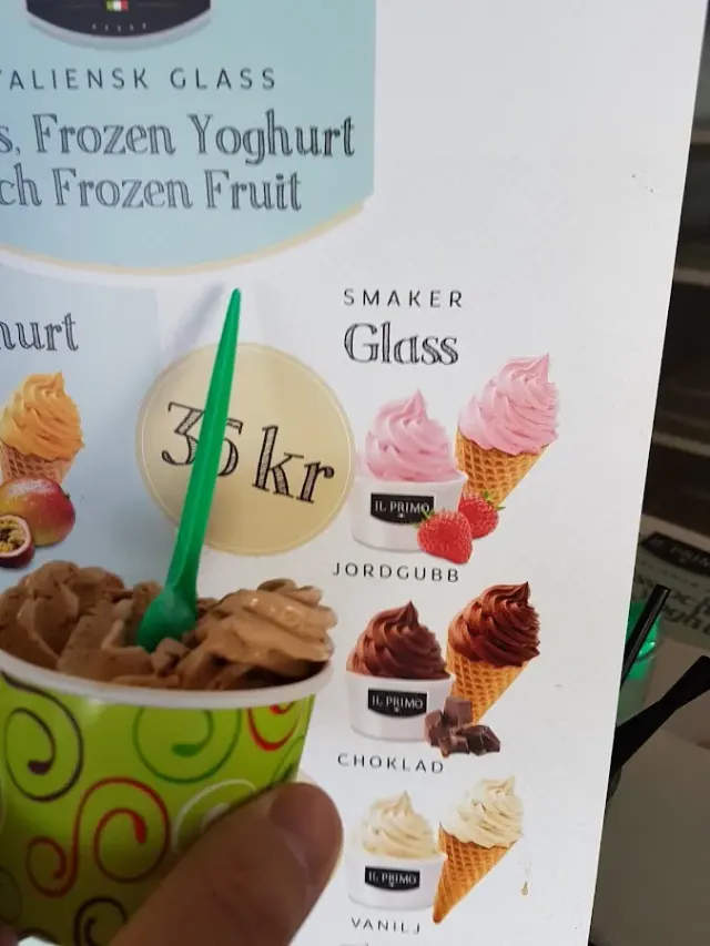 BookNoFees: Cafetería – Cafékoppen – Stockholm – Tazas de café, foto 2