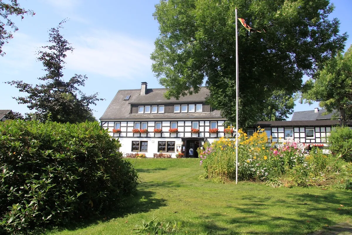 BookNoFees: Restaurante – Landgasthof Gilsbach – Winterberg – Landgasthof Gilsbach, foto 1
