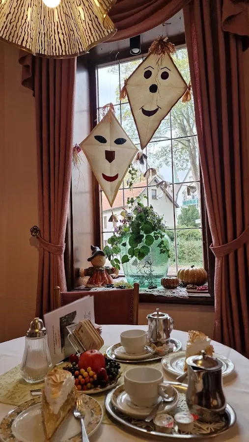BookNoFees: Restaurante – Café am Rathaus – Werl – Café junto al Ayuntamiento, foto 2