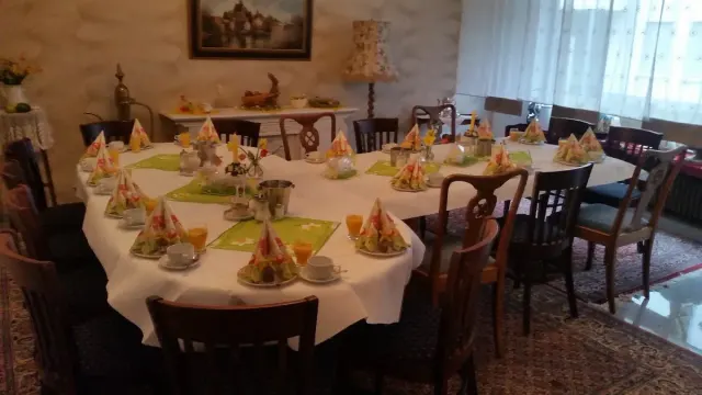 BookNoFees: Restaurante – Café am Rathaus – Werl – Café junto al Ayuntamiento, foto 3