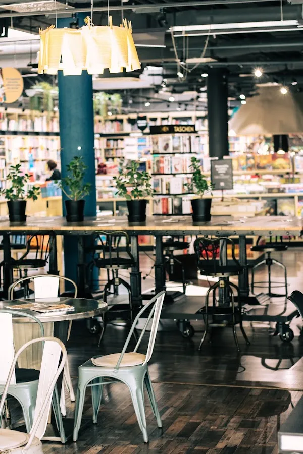 BookNoFees: Foxford, Bratislava
