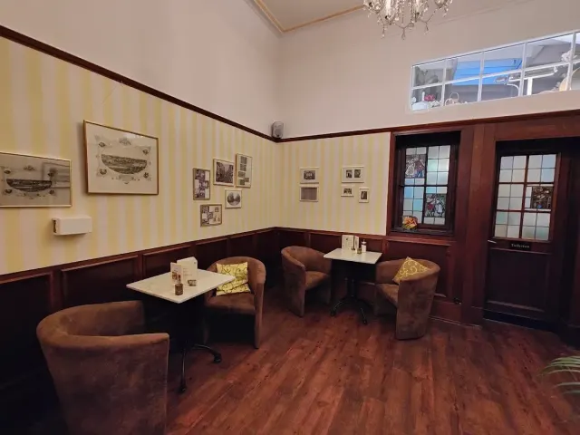 BookNoFees: Restaurante – Conditorei Weßling – Lüdenscheid – Pastelería Weßling, foto 3