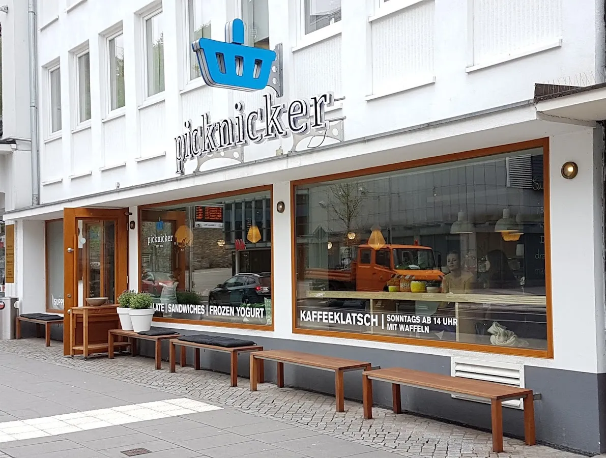 BookNoFees: Restaurante – Picknicker – Siegen – Persona que hace un picnic, foto 1