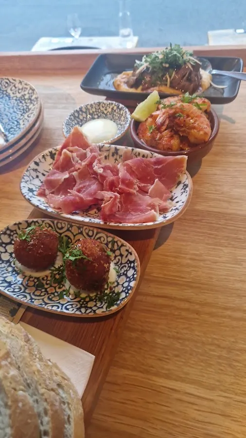BookNoFees: Restaurante – Delicatessen – Oslo – Delicatessen, foto 3