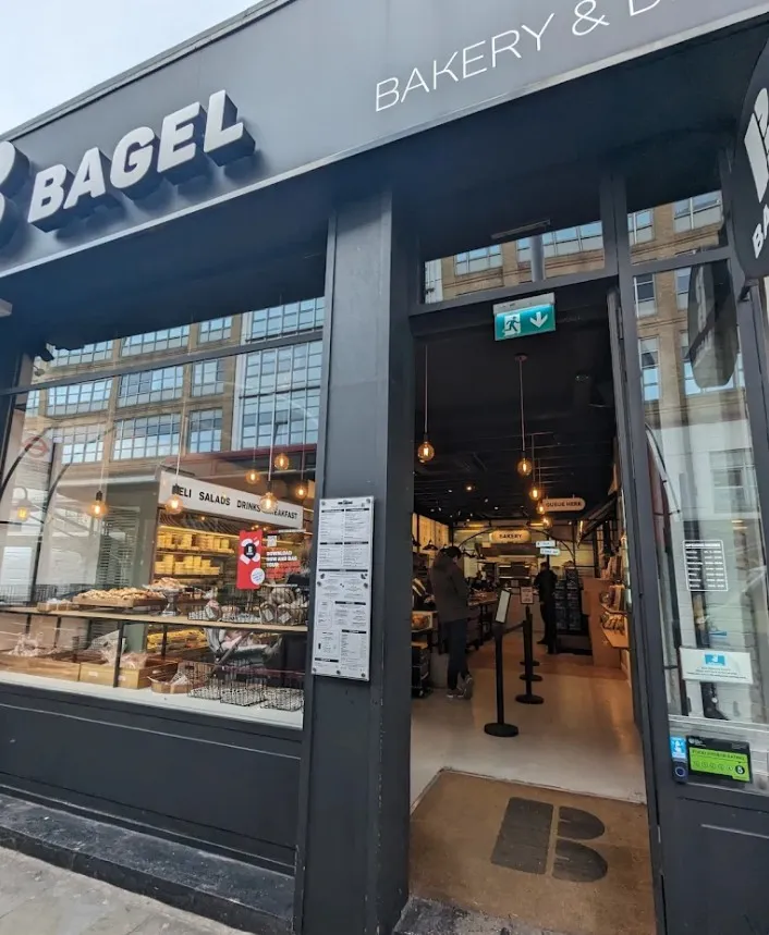 BookNoFees: Cafetería – B Bagel Bakery Bar – London – B Bagel Bakery Bar, foto 1