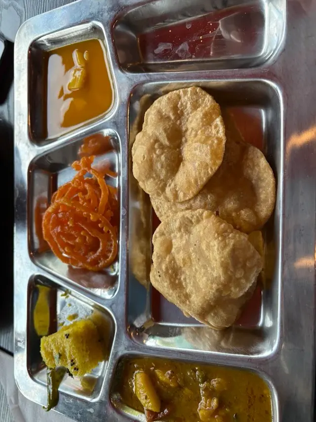 BookNoFees: Restaurante – Spice Village – Dublin – Pueblo de las Especias, foto 2