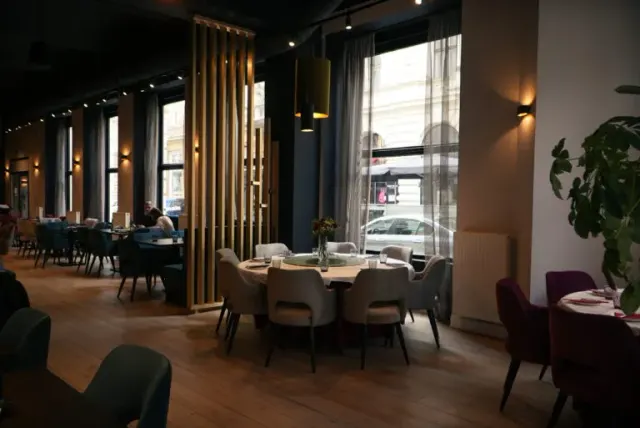 BookNoFees: Restaurante – Chuan – Vienna – John, foto 2