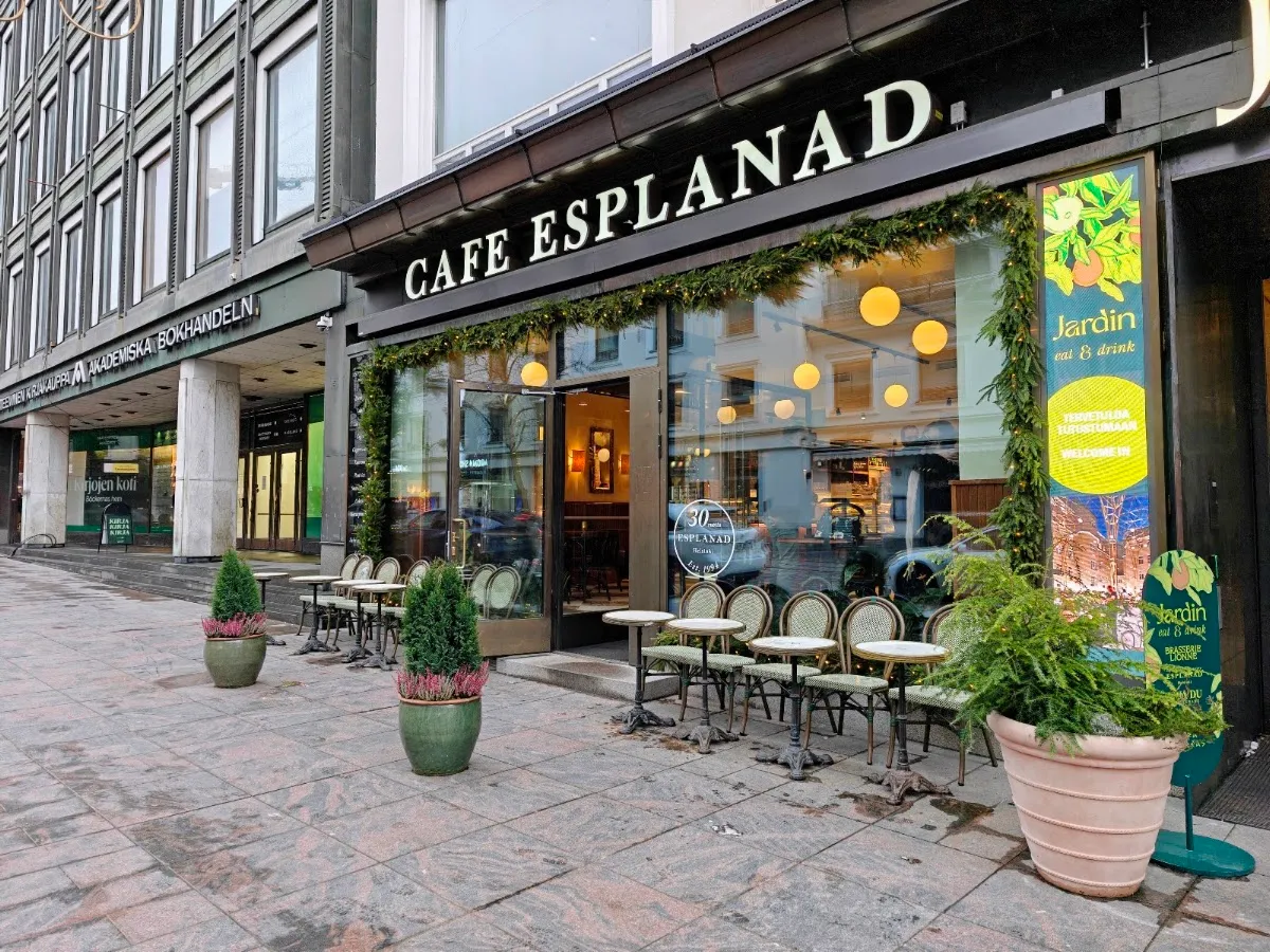 BookNoFees: Cafetería – Cafe Esplanad – Helsinki – Café Esplanad, foto 1