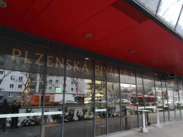 BookNoFees: Plzenská Piváreň Na Zimáku, Bratislava