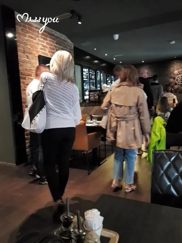 BookNoFees: Restaurante – Batak – Zagreb – Estúpido, foto 3