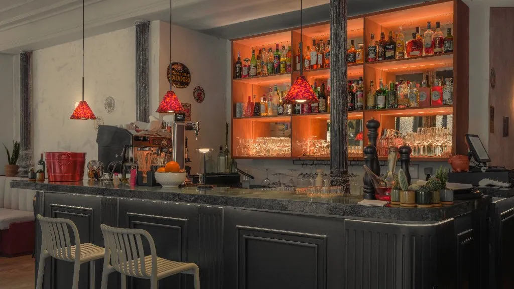 BookNoFees: Restaurante – D'oro – Madrid – Oro, foto 1