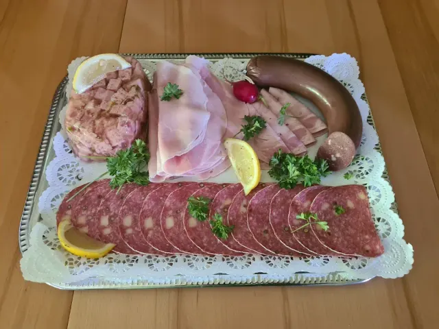 BookNoFees: Restaurante – Brauns Esszimmer – Nachrodt-Wiblingwerde – Brauns Esszimmer, foto 3