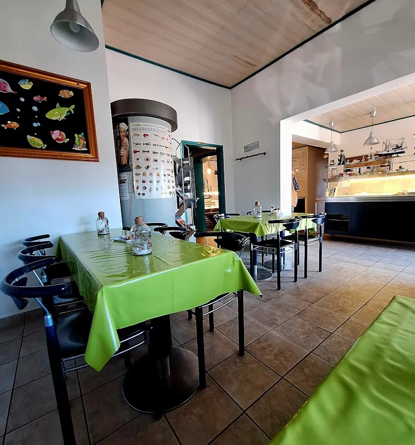 BookNoFees: Restaurante – Andy's Fischhütte – Bergkamen – La cabaña de pescado de Andy, foto 1