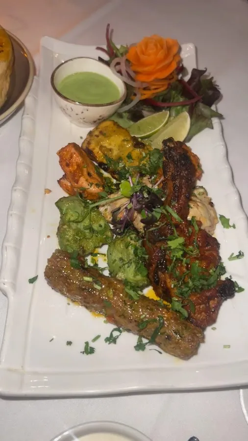 BookNoFees: Restaurante – Calcutta – London – Calcutta, foto 3