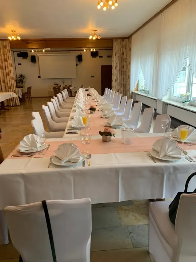 BookNoFees: Restaurante – Gaststätte Denninghaus – Bönen – Restaurante Denninghaus, foto 3