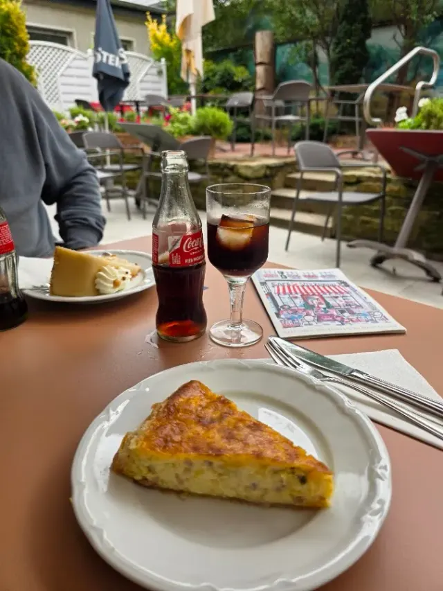 BookNoFees: Restaurante – Café Strickmann – Dortmund – Café Strickmann, foto 2