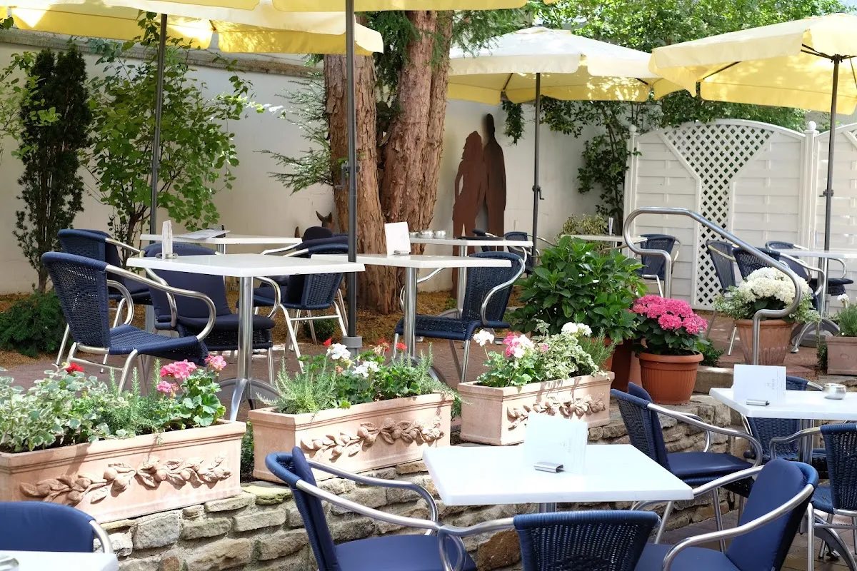 BookNoFees: Restaurante – Café Strickmann – Dortmund – Café Strickmann, foto 1