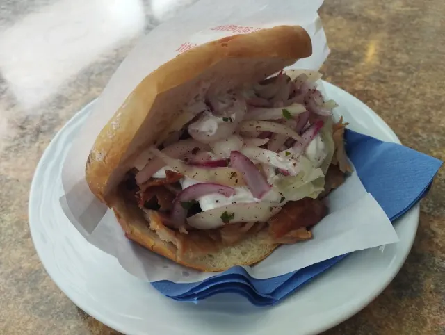 BookNoFees: Bar de tapas – DURAK die kleine Snackhaltestelle – Finnentrop – DURAK, la pequeña parada de bocadillos, foto 3