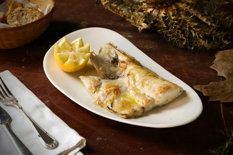 BookNoFees: Foto de ejemplo: Pescado a la parrilla